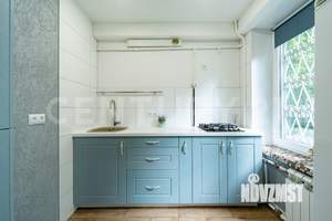 2-к квартира, вторичка, 42м2, 1/5 этаж