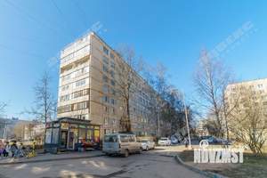 3-к квартира, вторичка, 63м2, 7/9 этаж