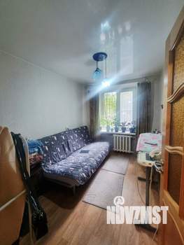 2-к квартира, вторичка, 42м2, 1/5 этаж