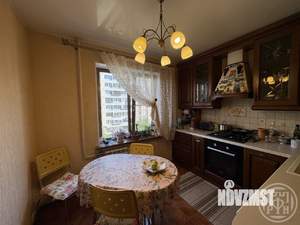 3-к квартира, вторичка, 72м2, 4/9 этаж