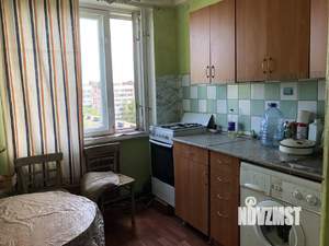 3-к квартира, вторичка, 58м2, 9/9 этаж