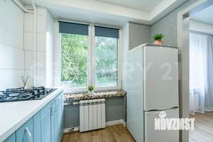 2-к квартира, вторичка, 42м2, 1/5 этаж