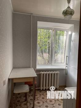 2-к квартира, вторичка, 42м2, 1/5 этаж