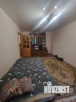 2-к квартира, вторичка, 42м2, 1/5 этаж