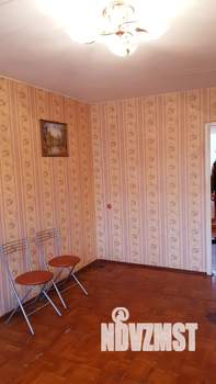 4-к квартира, вторичка, 49м2, 3/5 этаж